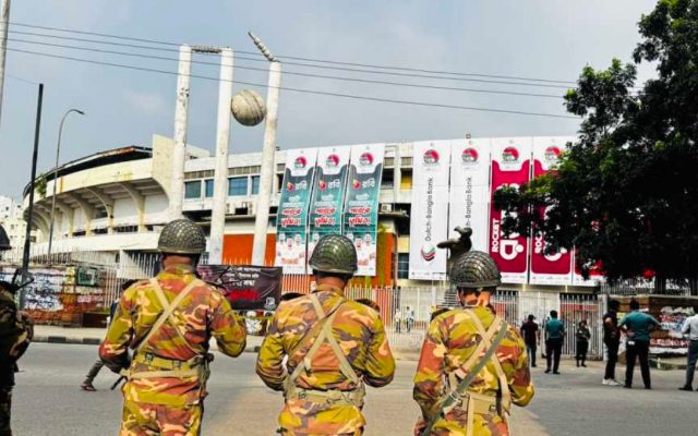 Pro-Shakib And Anti-Shakib Groups Clash Outside Shere Bangla National Stadium