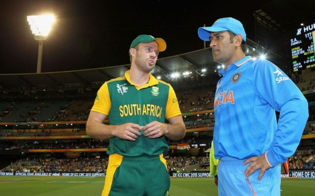 “I’d Want Him On My Team Even If He Were 80 And In A Wheelchair” – AB De Villiers Addresses The Debate Over Dropping MS Dhoni