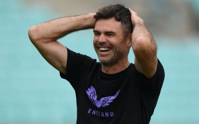 James Anderson Joins The England Team On The Second Day Of PAK vs ENG Test