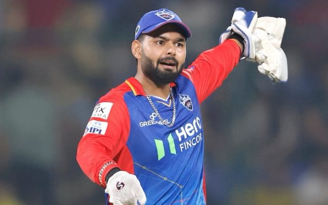 AB de Villiers Doubts RCB’s Ability to Sign Rishabh Pant