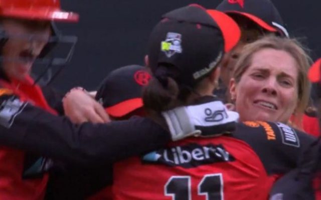 [WATCH]- Melbourne Renegades Defeat Brisbane Heat To Secure Their First-Ever WBBL Title