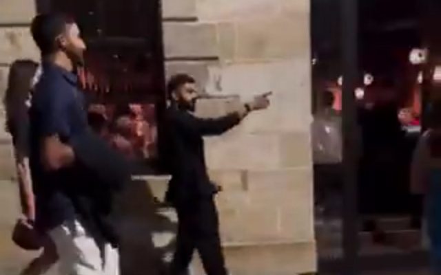 [WATCH] Virat Kohli And Anushka Sharma Celebrate New Year 2025 In Sydney