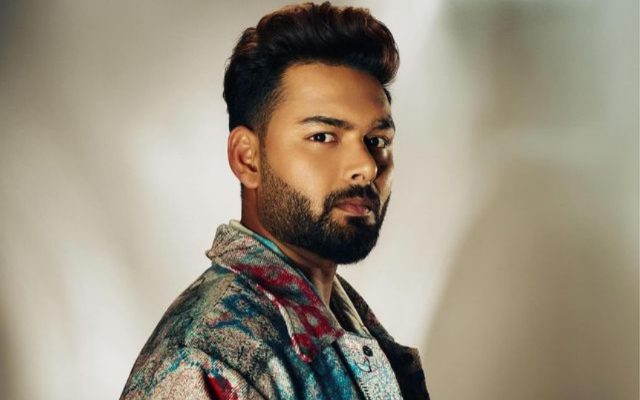“Mere Human”- India All-Rounder Drops Amusing Comment On Rishabh Pant’s Post