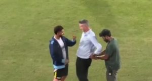 Virat Kohli and Kevin Pietersen's Spirited Conversation on Knee Injury Captivates Fans