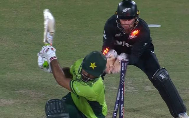 [Watch]: Bracewell Ends Fakhar Zaman’s Show With Magical Delivery In Karachi