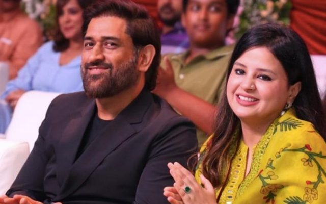 [WATCH] Old Video Of Sakshi Dhoni Winning Hearts On Twitter (X)