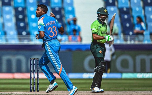 [Watch]: Hardik Pandya Dismisses Babar Azam, Celebrates with ‘Bye Bye’ Send-Off Gesture Goes Viral