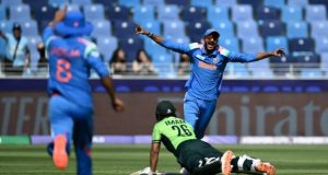 "The Family Can't Run...": Sunil Gavaskar Takes a Dig at Inzamam-ul-Haq and His Nephew Imam-Ul-Haq