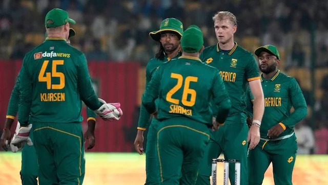 South Africa vs England Match Prediction, Fantasy Tips, Pitch Report, and Predicted XI for the Champions Trophy Match South Africa vs England Match Prediction, Fantasy Tips, Pitch Report, and Predicted XI for the Champions Trophy Match