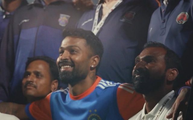 Hardik Pandya Joins Pune Stadium Ground Staff After IND vs ENG 2025 4th T20I