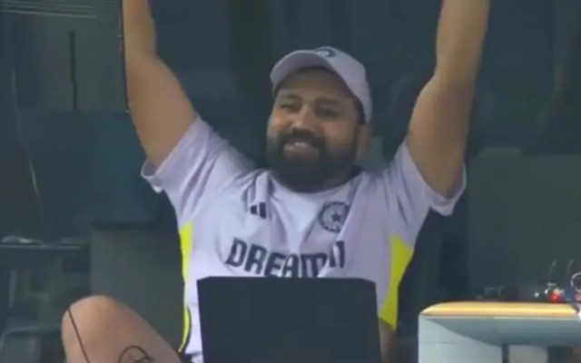 [WATCH]- Rohit Signals Kohli To Finish With A Boundary In IND vs PAK Clash