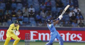 [WATCH] Virat Kohli's Funny Reaction to Hardik Pandya's Dismissal in IND vs AUS 2025 Champions Trophy Semifinal