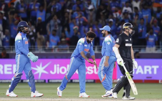 [WATCH] Ravindra Jadeja Removes Tom Latham With A Stunner In The Champions Trophy Final