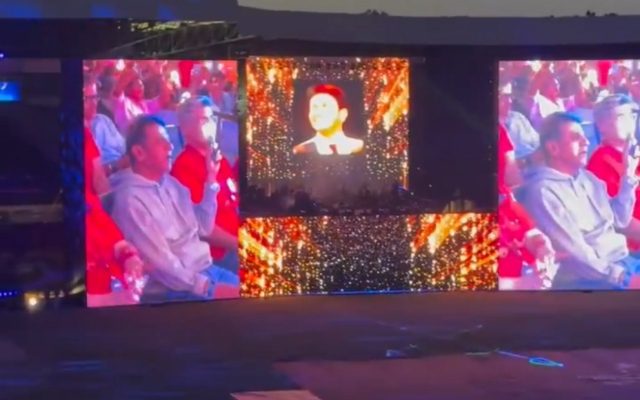 [WATCH]- Virat Kohli Welcomed With Loud Cheers At RCB Unbox 2025