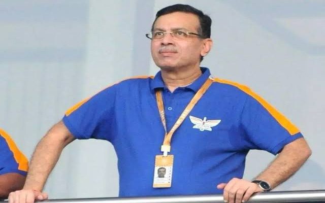 IPL 2025: Sanjiv Goenka Emotionally Hugs Rishabh Pant After LSG Win Over SRH