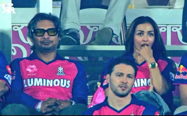 IPL 2025: [WATCH] Malaika Arora Spotted In Rajasthan Royals Jersey During RR vs CSK Match