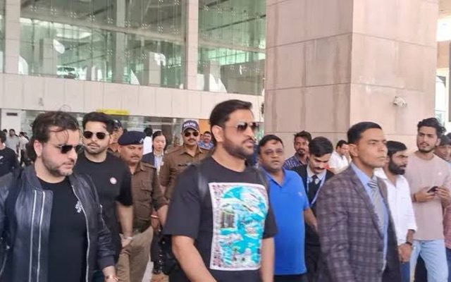 [WATCH]- MS Dhoni And Wife Sakshi Arrive In Dehradun For Rishabh Pant’s Sister’s Wedding