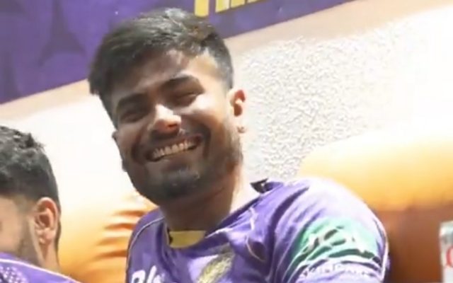 [WATCH]- Shah Rukh Khan Personally Congratulates Top Performers Of KKR vs SRH IPL 2025 Clash