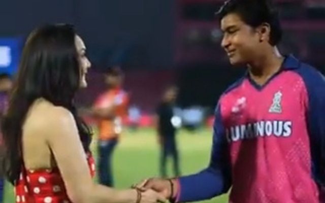 [Watch]: “Biggest Flex at School”: RR Young Star Vaibhav Suryavanshi Meets Preity Zinta