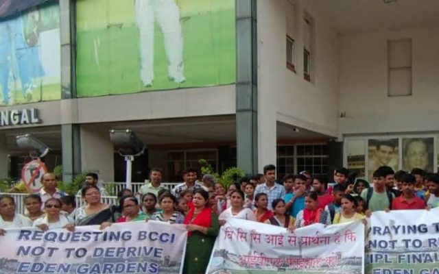 [WATCH]- Eden Gardens Sees Fan Outrage Amid Talks Of IPL 2025 Playoffs Being Shifted