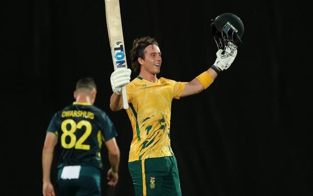 “The boy can play” – AB De Villiers Praises Dewald Brevis