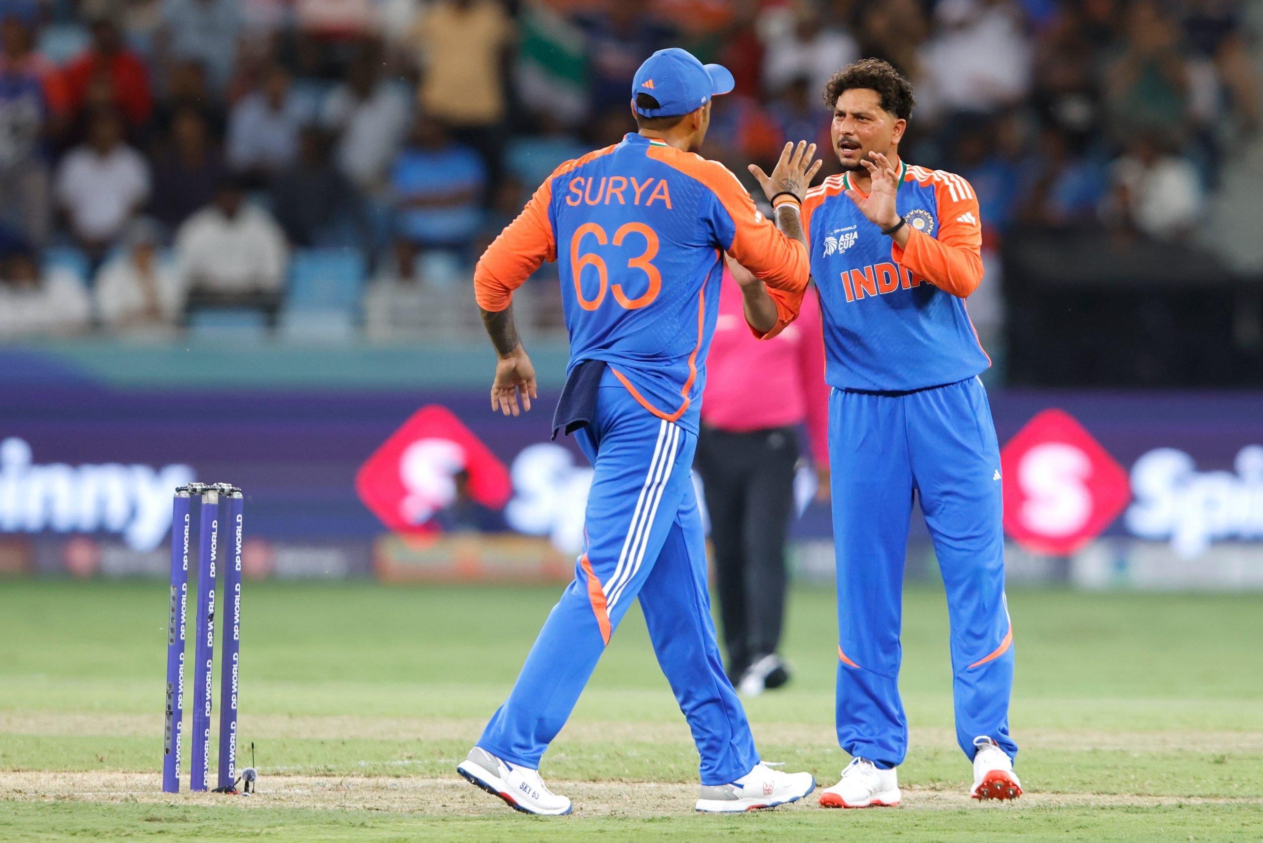 Asia Cup 2025: Kuldeep Yadav’s Magical Over Shifts Momentum