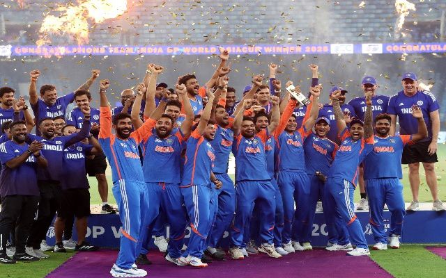 India Lift Asia Cup Without Trophy After Dramatic Final in Dubai