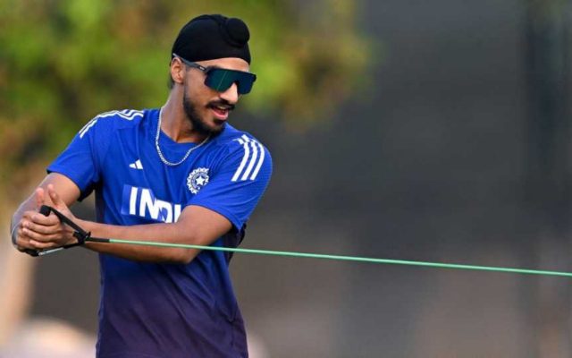 “Have You Considered Arshdeep?”- Irfan Pathan Questions India’s Playing XI Ahead Of IND vs PAK Super 4 Clash