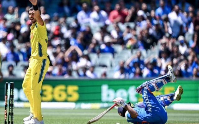 [WATCH]- Rohit Sharma Frustrated After Dismissal To Mitchell Starc For 73