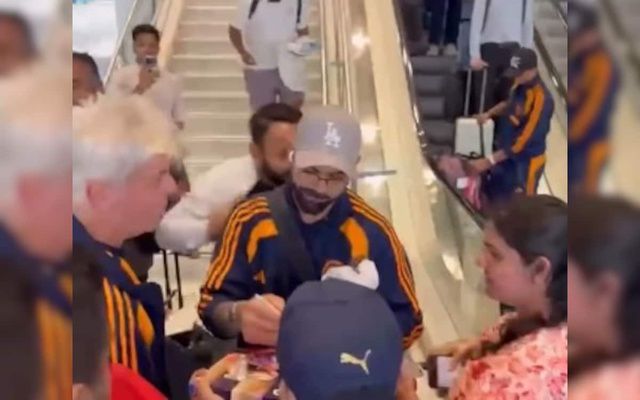 Virat Kohli Turns Escalator Ride Into A Fan-Meet In Australia