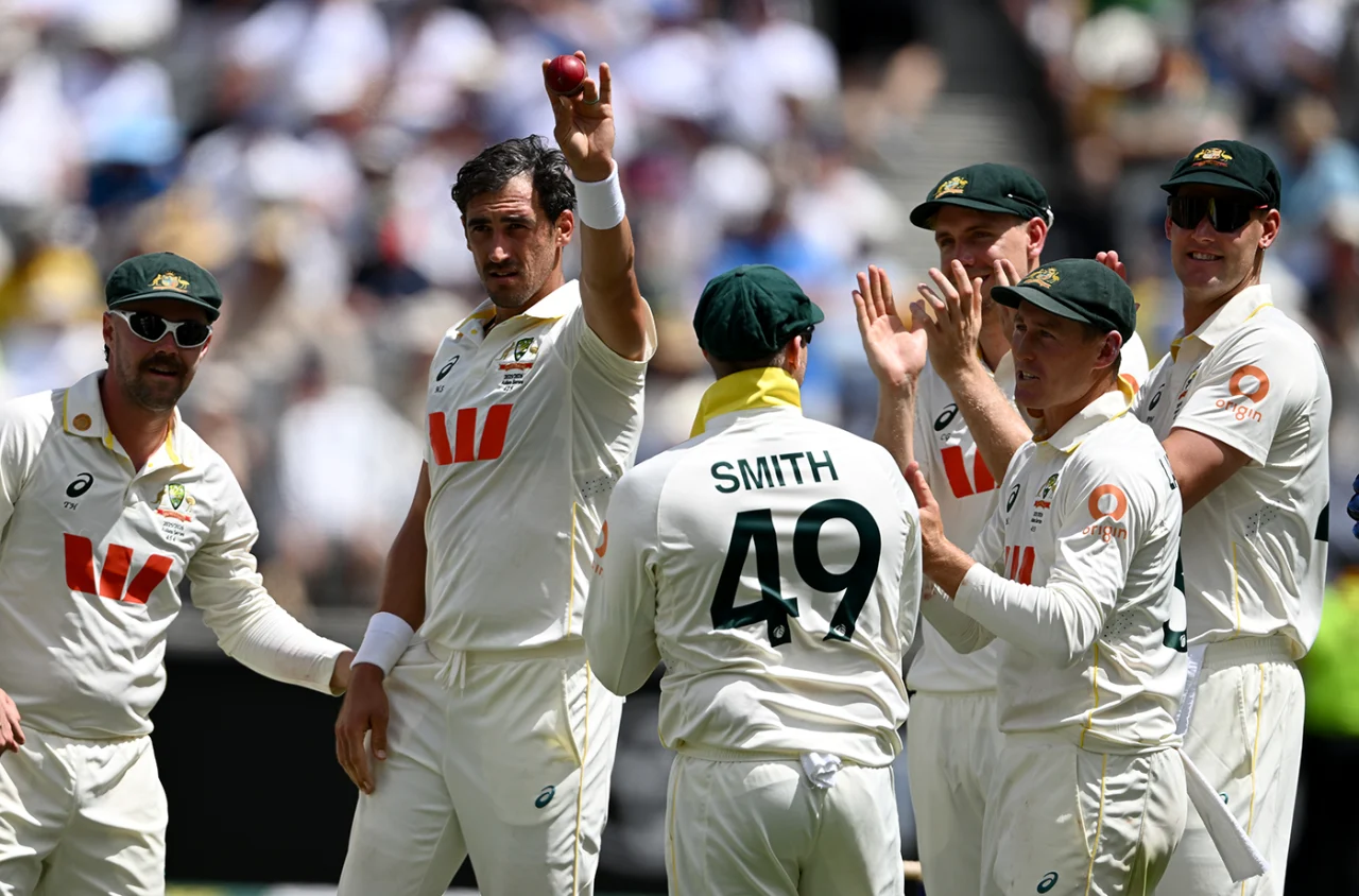Fans Stunned As Starc’s 7-Fer Puts Australia In Control Of Ashes 1st Test