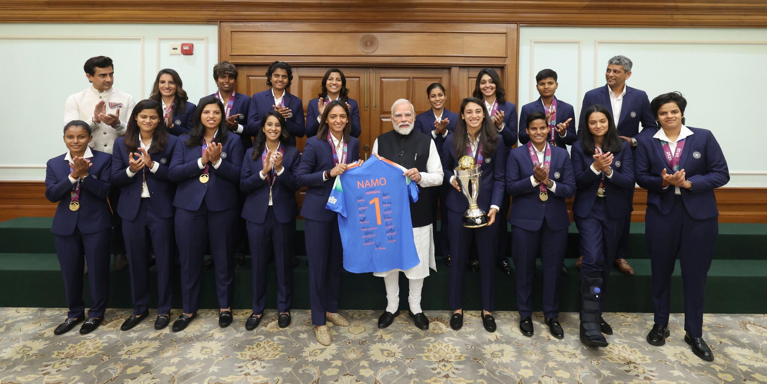 Team India Visits PM Modi After World Cup 2025 Victory; Hand Over An Autographed Jersey