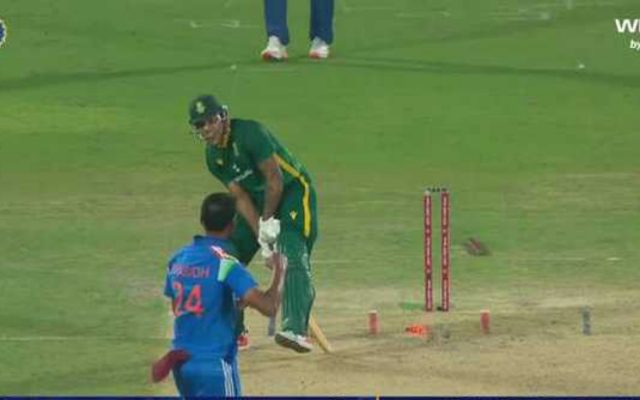 [WATCH]- Prasidh Krishna Strikes As South Africa All Out For 270 In 3rd ODI