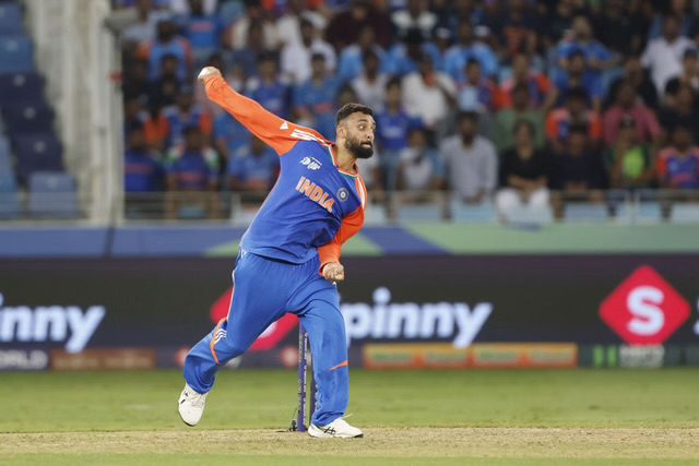 [WATCH]- Chakaravarthy Fires Back With Explosive Send-Off After Dismissing Markram In 2nd T20I