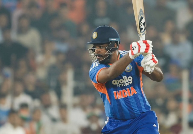 [WATCH]- Sanju Samson Wins Hearts By Gifting Gloves To Fan After IND vs SA 5th T20I