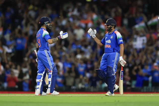 [WATCH] Kohli Blazes 2Fifty As Rohit Falls For Golden Duck In Vijay Hazare Trophy 2025-26