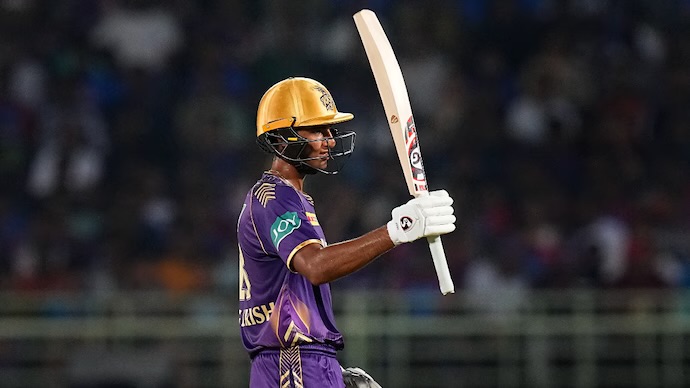 [WATCH]-Mumbai Batter Angkrish Raghuvanshi Taken To Hospital In Jaipur After Injury