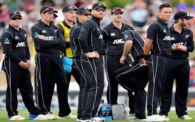 New Zealand Hit by Injuries, Mitch Hay Set for Test Debut