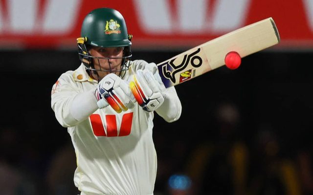 Alex Carey Defends England’s Noosa Break Amid Ashes Pressure