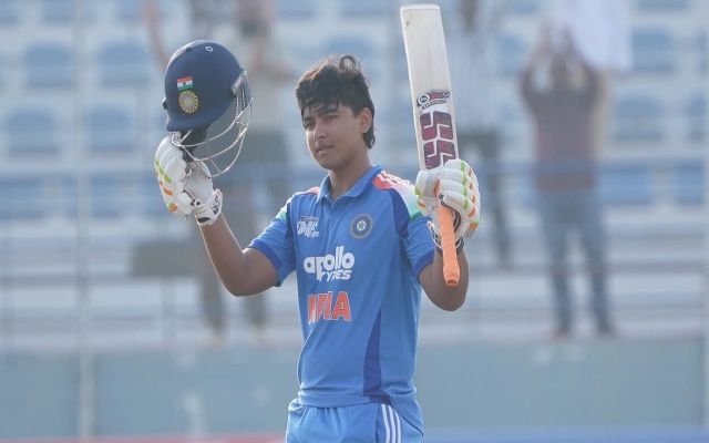 “Tere Saath Selfie Loon?” — Vaibhav Suryavanshi’s Epic Reply After UAE Sledge Backfires