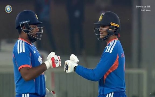 “Bowlers Are Scared”- Fans React To Abhishek–Samson Blitz In IND Vs SA 5th T20I