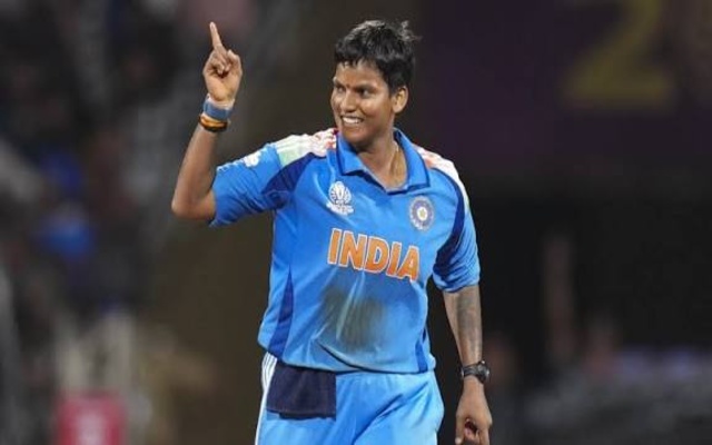 Deepti Sharma Climbs To World No.1 In T20I Bowling Rankings