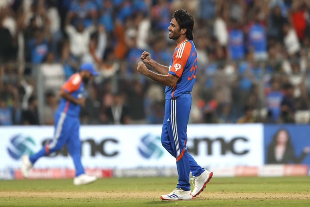 [WATCH]- Ravi Bishnoi Breaks Key Stand, Removes Glenn Phillips For 48 In IND Vs NZ 3rd T20I