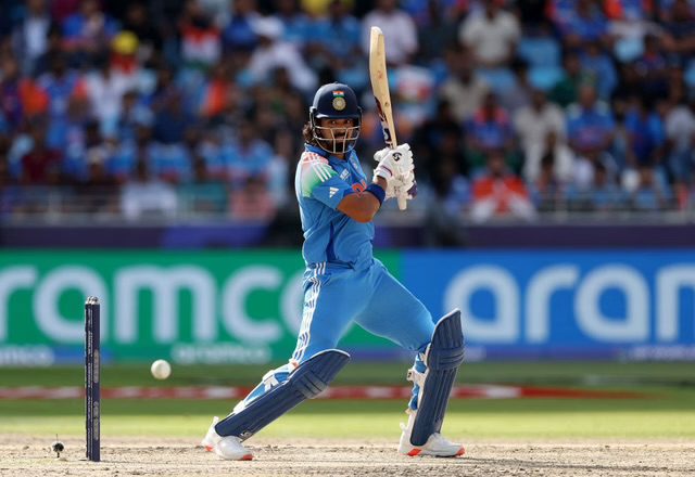[WATCH] KL Rahul Out For 35 After Spectacular Catch In Vijay Hazare Trophy