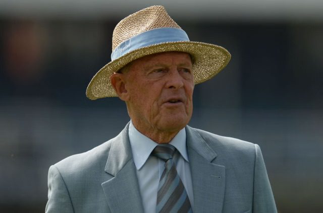 “Rose-Tinted Spectacles” – Geoffrey Boycott Digs At Joe Root After Ashes Defeat