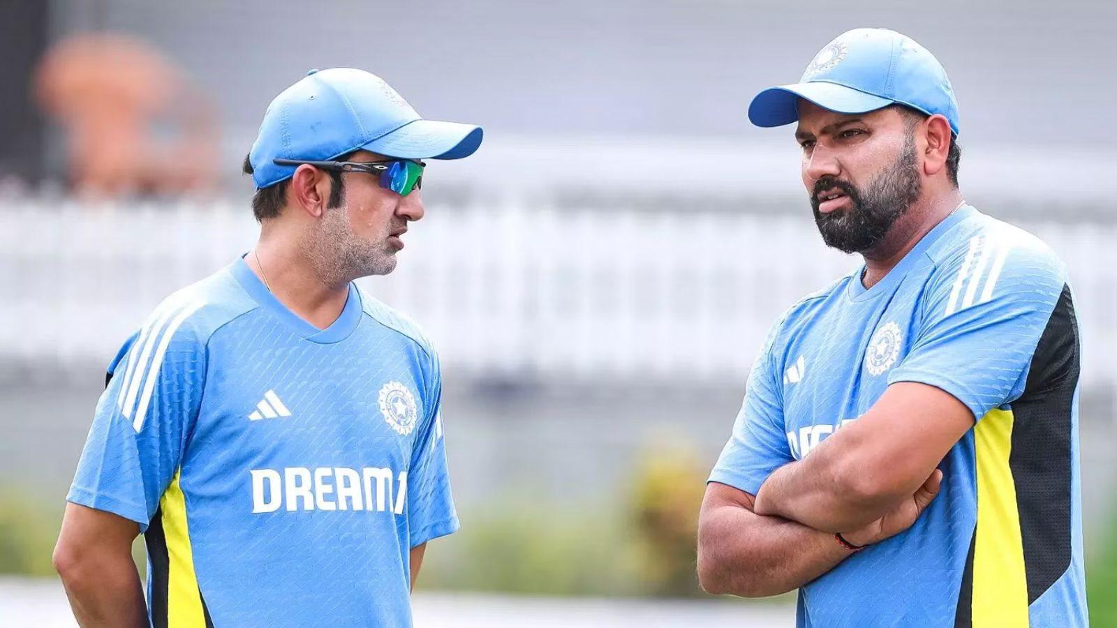[WATCH]- Gambhir And Rohit Share A Light Moment Ahead Of IND vs NZ 3rd ODI
