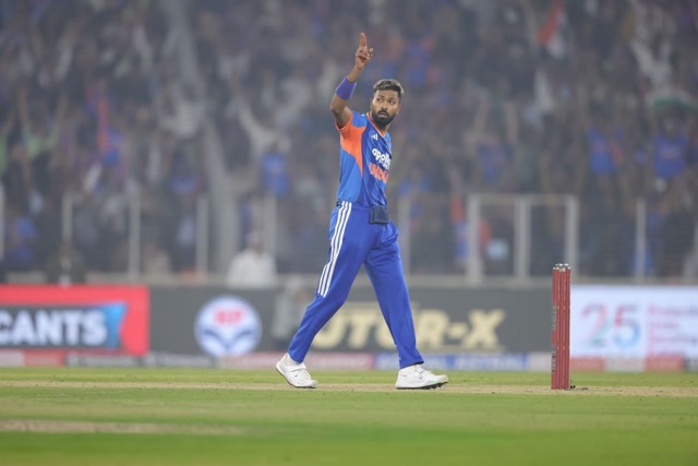 Hardik Pandya Celebrates After Taking Early Wicket In IND vs NZ 1st T20I Hardik Pandya Celebrates After Taking Early Wicket In IND vs NZ 1st T20I
