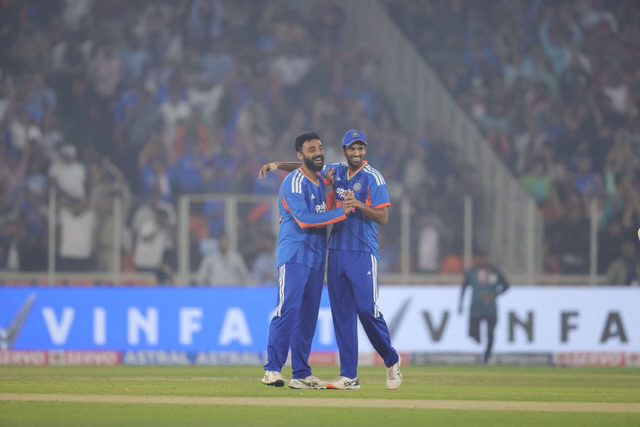 [WATCH] Varun Chakravarthy Gets Tim Robinson In The Third Delivery Of 1st T20I