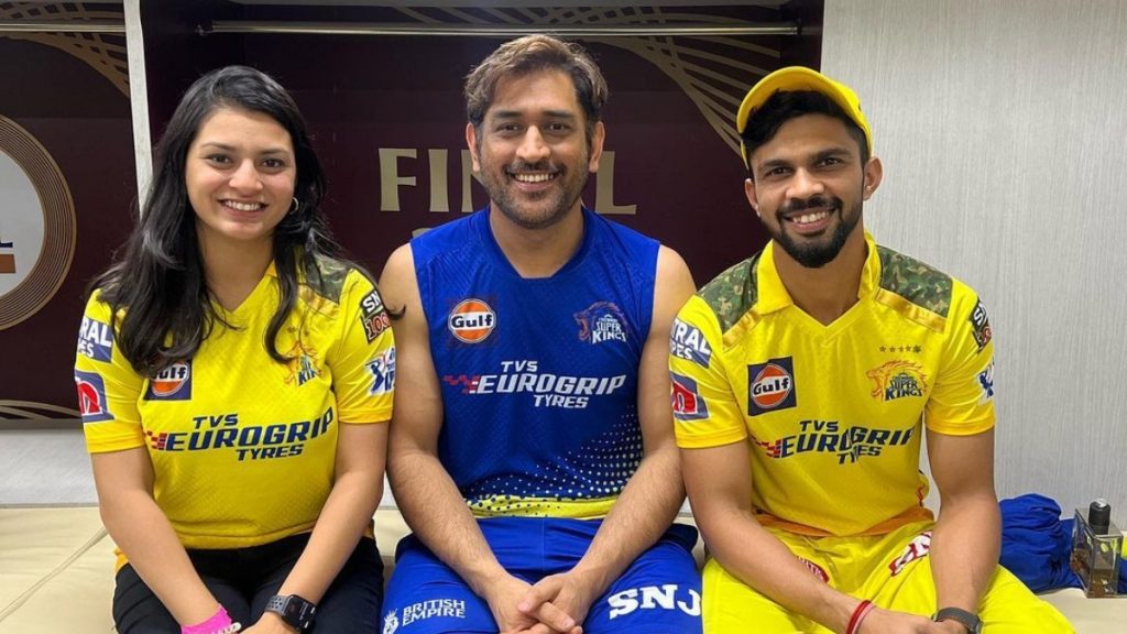 Ruturaj Gaikwad with MS Dhoni