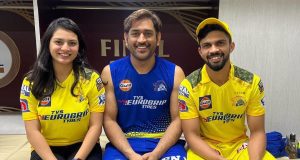 Ruturaj Gaikwad with MS Dhoni